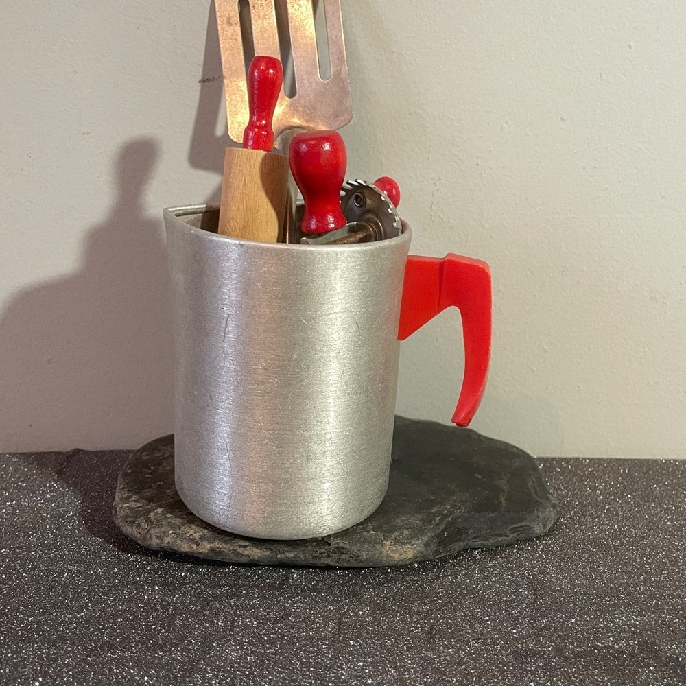 Unbranded Vintage & Antique Kitchen Toy
Silver Utensil Holder with Red Handle